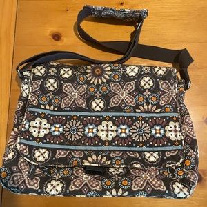 Vera Bradley messenger bag